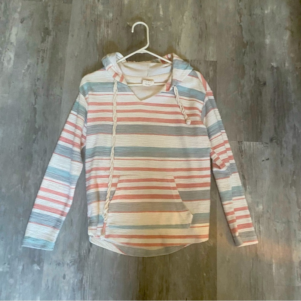 Beachy sweatshirt